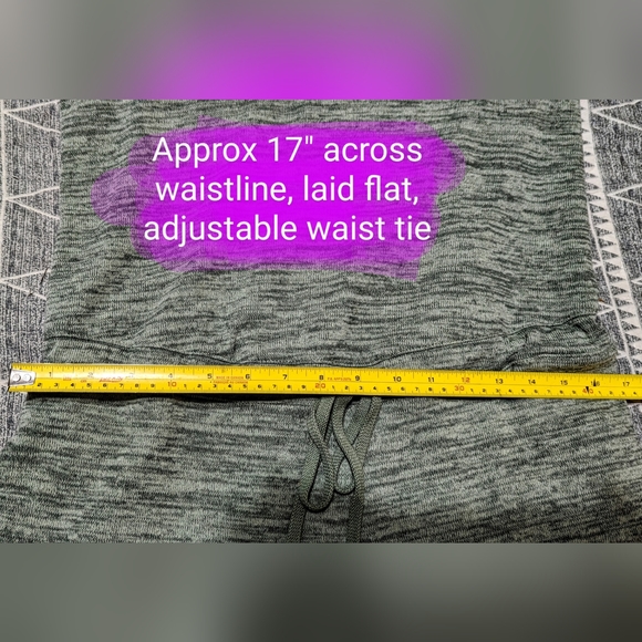 Joe Fresh size med, heathered green active romper, EUC - Picture 6 of 9